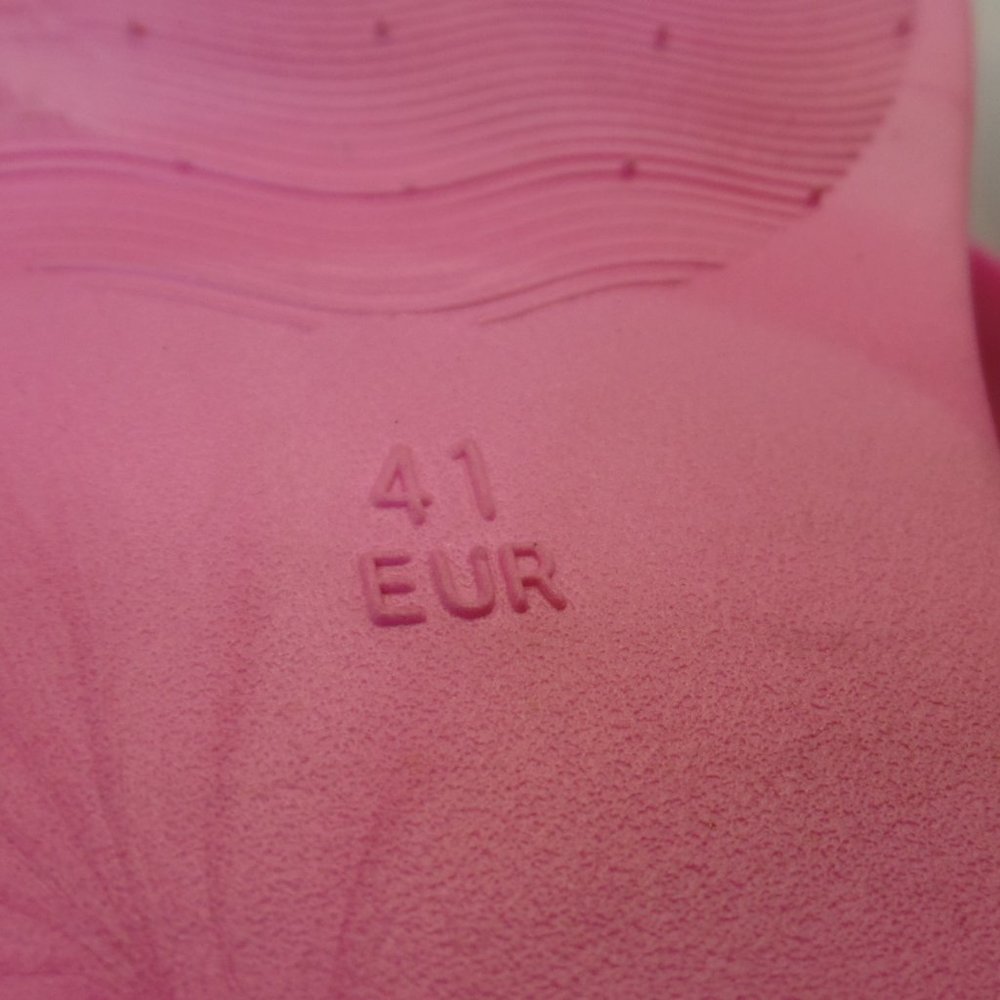 Jade Pink Sparkle Plastic  Flat Thong Sandals Sz 41 or US 10.5 - Picture 7 of 7